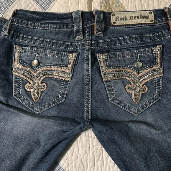 Rock Revival Jeans - Picture 4 of 4